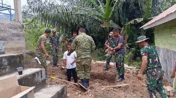 Satgas TMMD Ke-130 dan Warga Membuat Sumur Bor untuk Masyarakat Desa Kampung Pepelah dan Kampung Gajah
